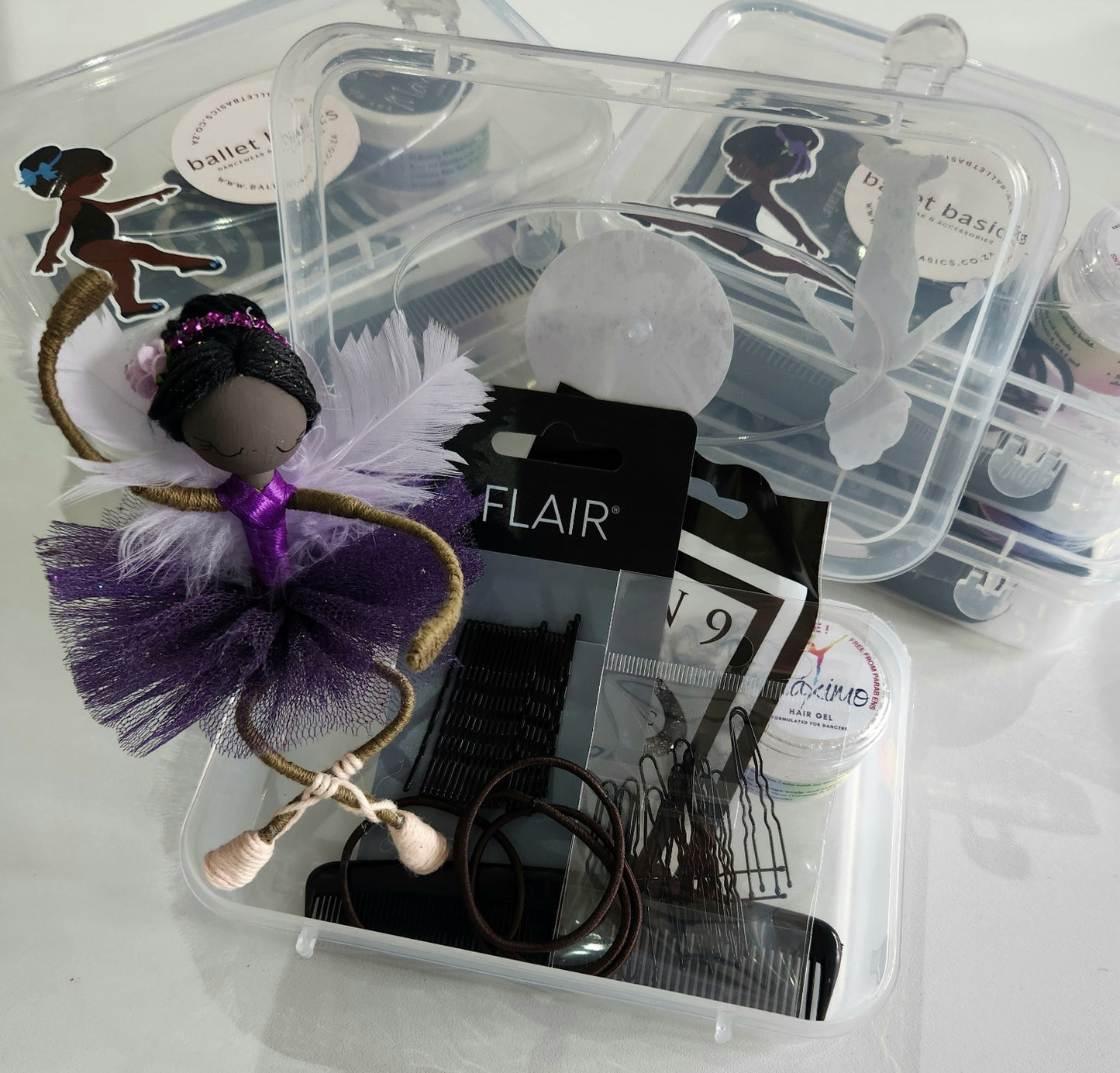 Hair Accessory Kit containing Hair Gel