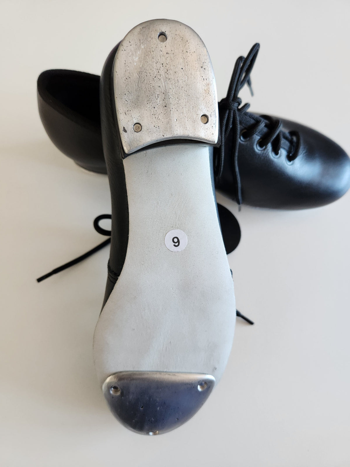 Dancewell_tap_shoes-with_solid_taps