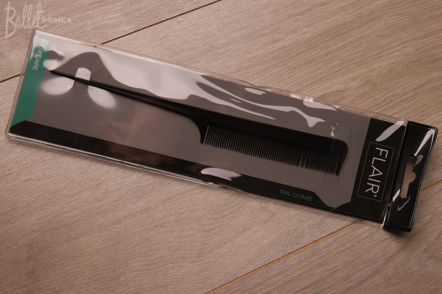 Rat tail comb in black